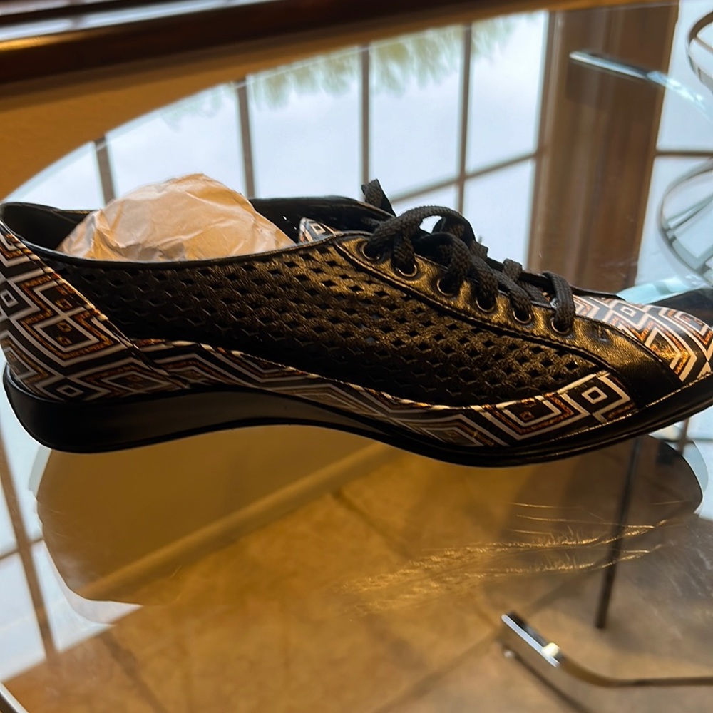 Icon shoes 7 1/2